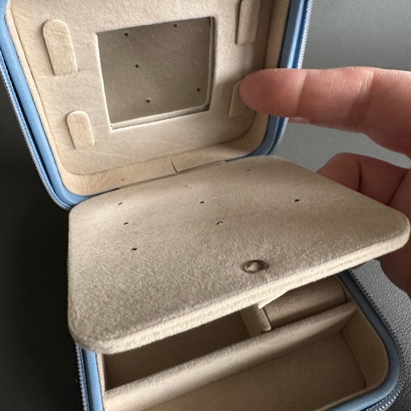 Ring box NEW Jewelry Travel Case / zip around organizer - Picture 6 of 11